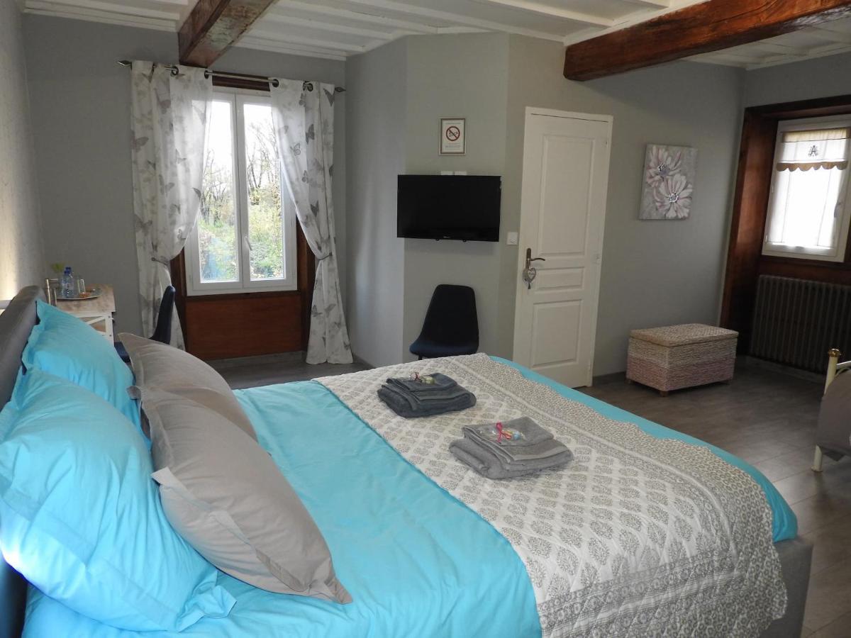 Chambres D'Hotes La Dame Fines Puybegon Zewnętrze zdjęcie